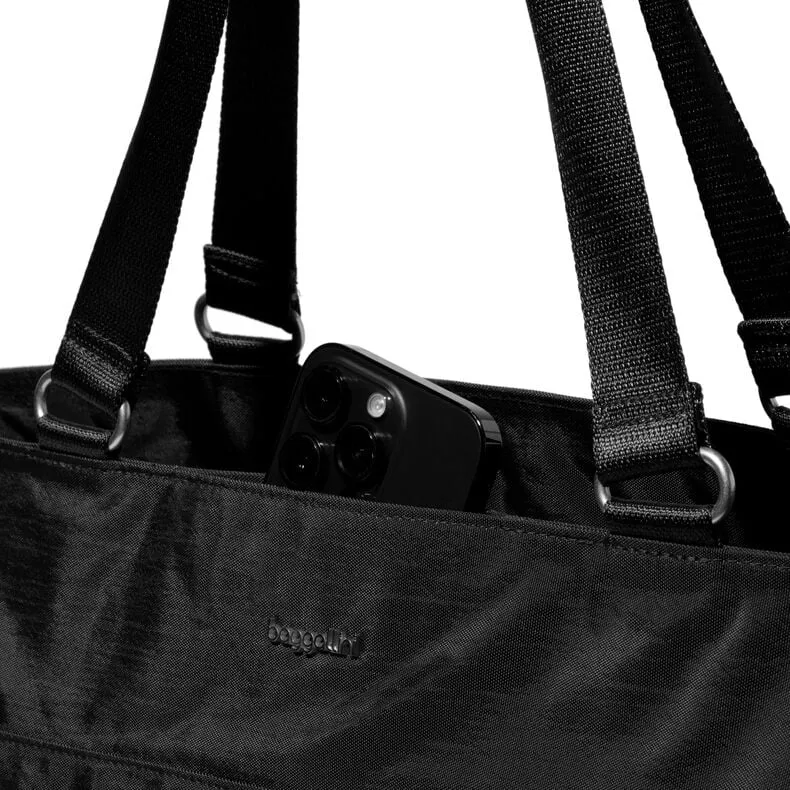 Baggallini Modern Avenue Tote