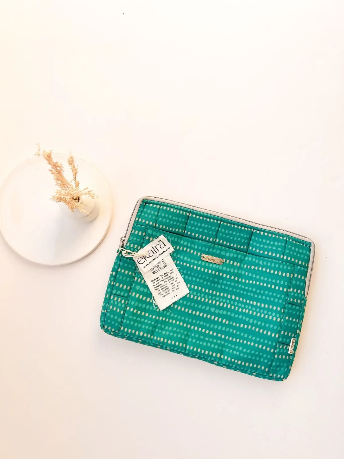 Laptop Sleeve Teal dots