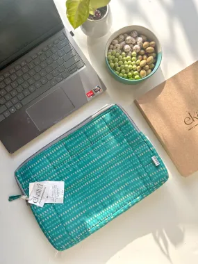 Laptop Sleeve Teal dots