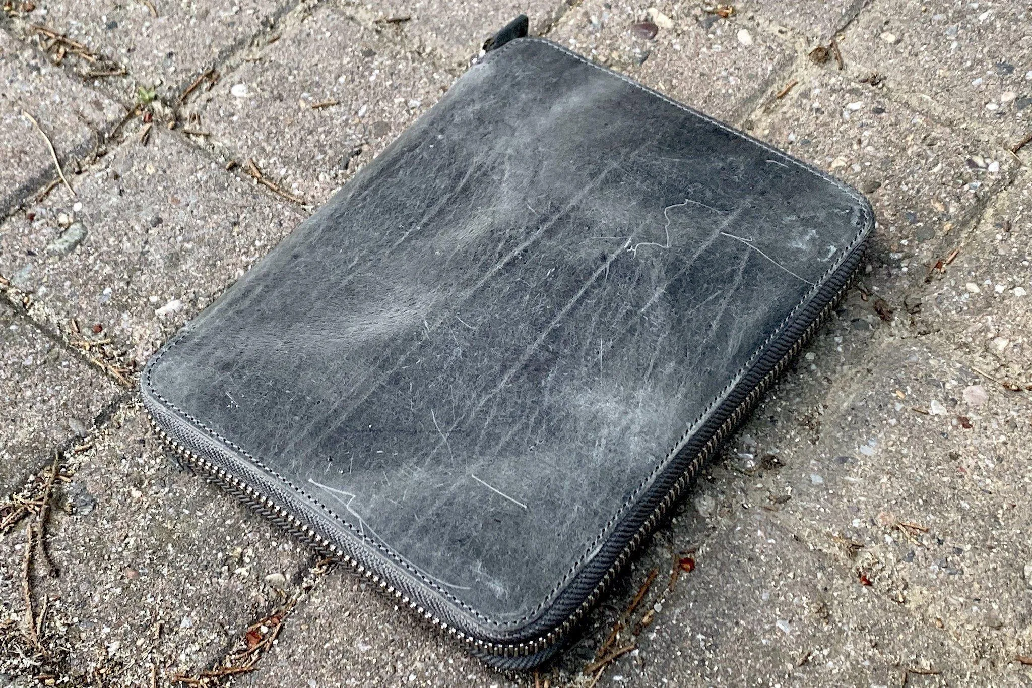 Leather Zippered A5 Leuchtturm1917 Notebook Folio - Crazy Horse Smoky