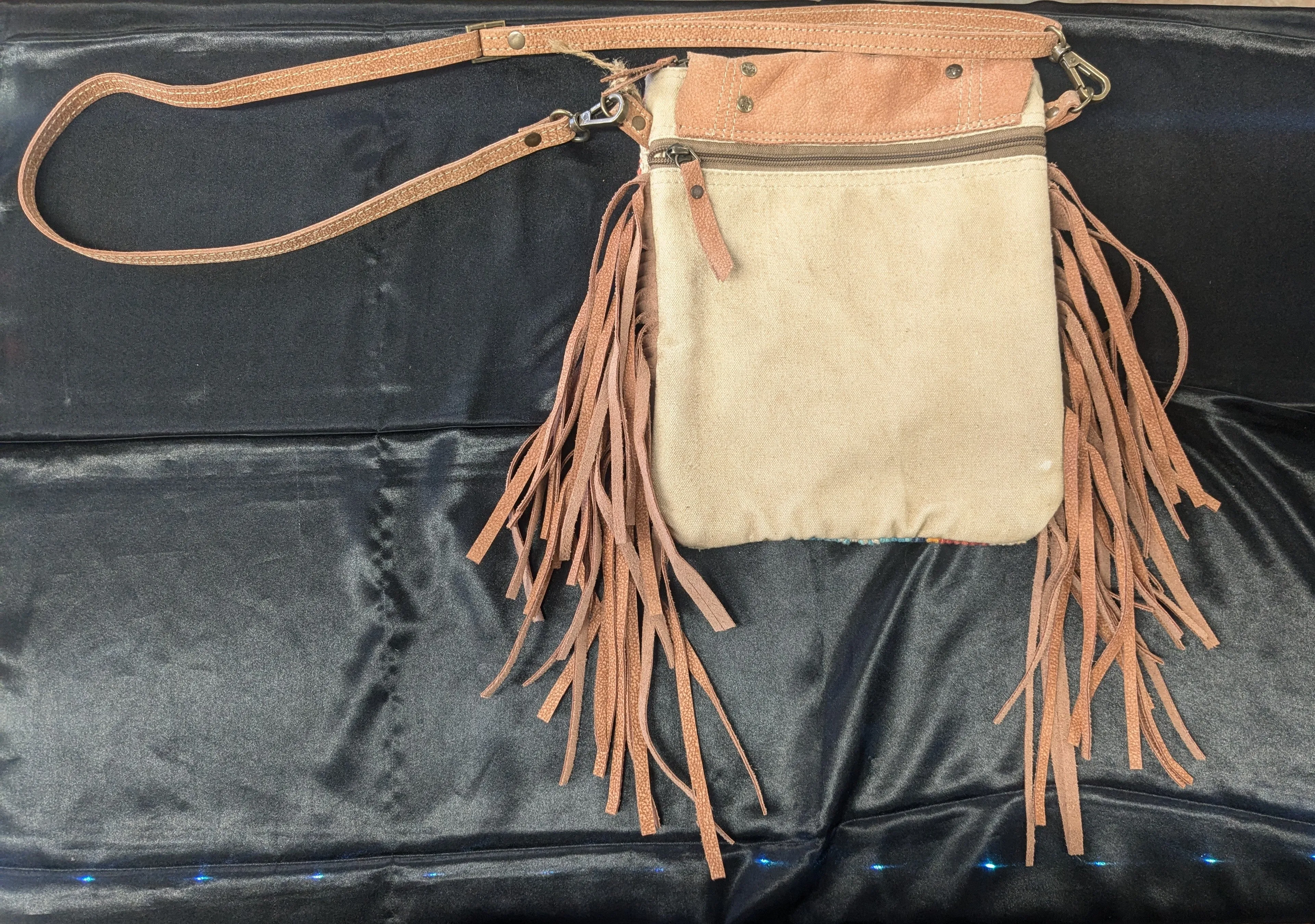 "Olay" Leather Messenger Purse w/ Fringe