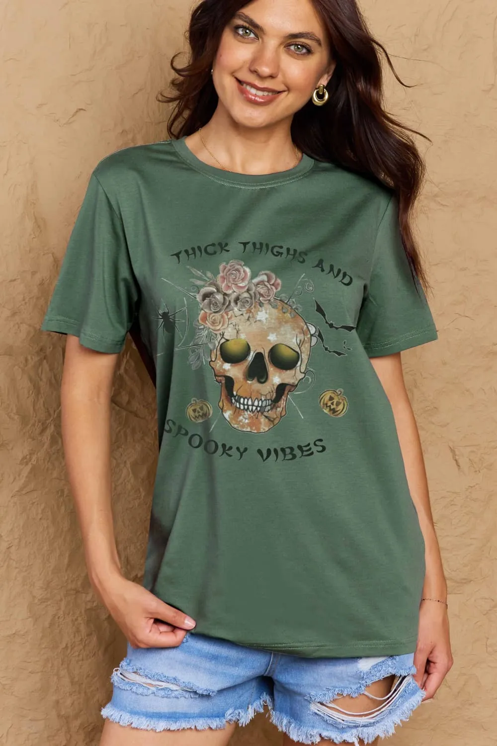 THICK THIGHS AND SPOOKY VIBES Graphic Cotton T-Shirt