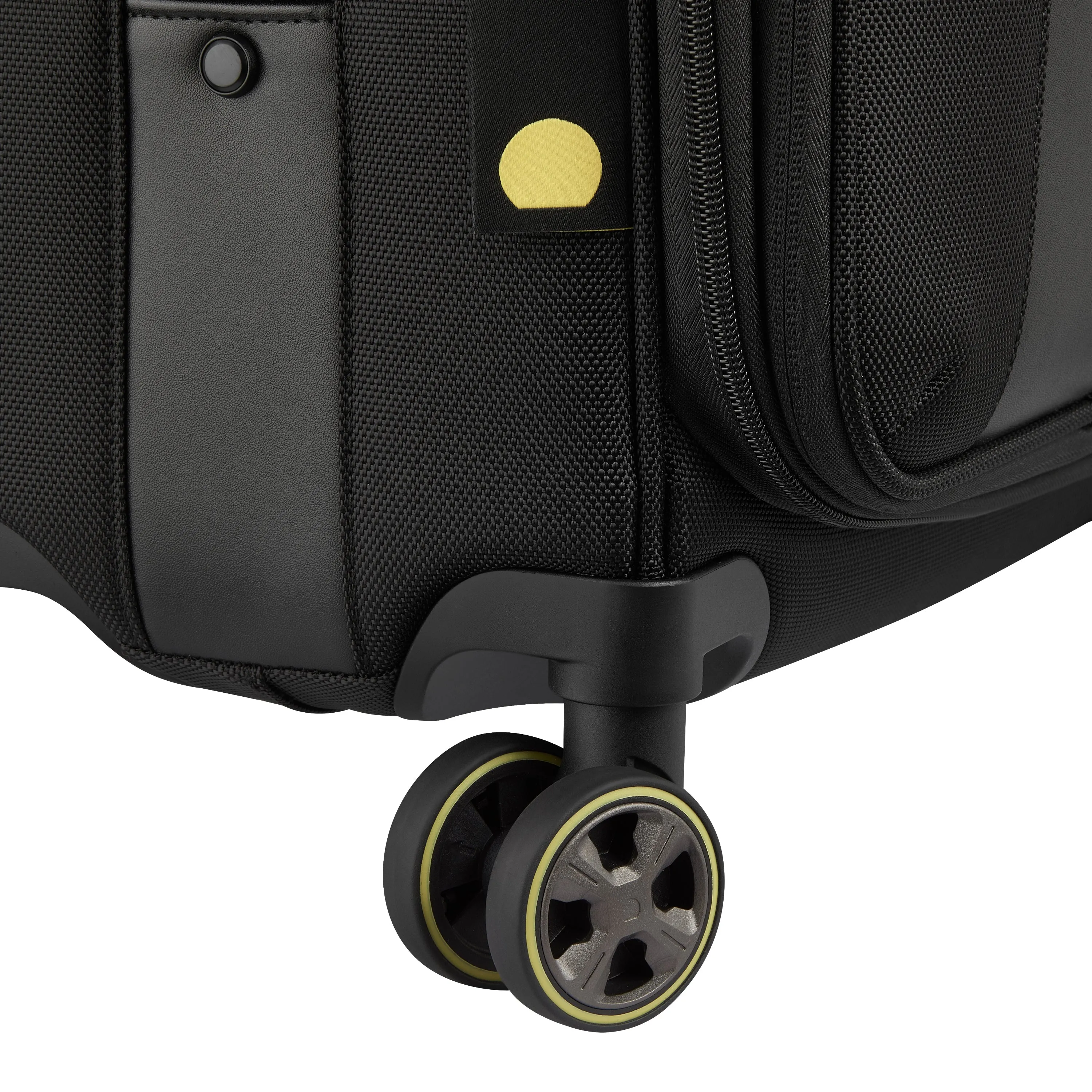 WAGRAM - Carry-On Plus Expandable Spinner